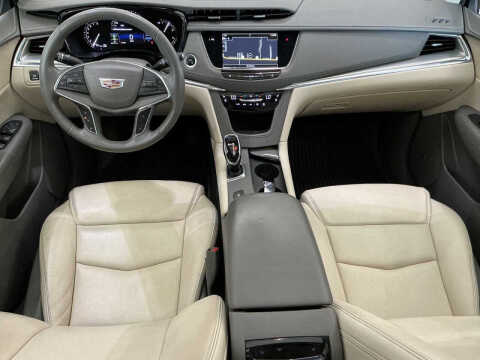 2018 Cadillac XT5 Premium Luxury