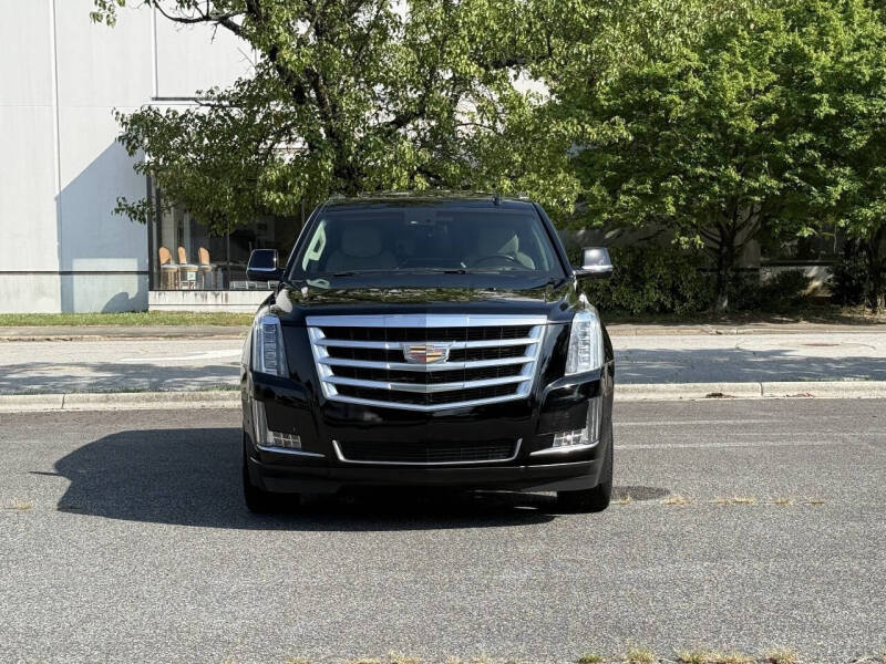 2017 Cadillac Escalade Luxury