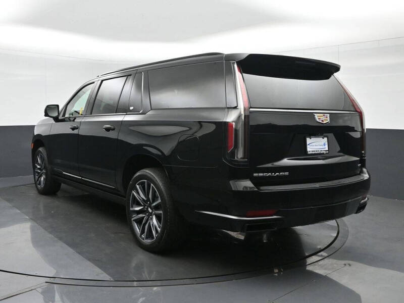 2023 Cadillac Escalade ESV Sport Platinum