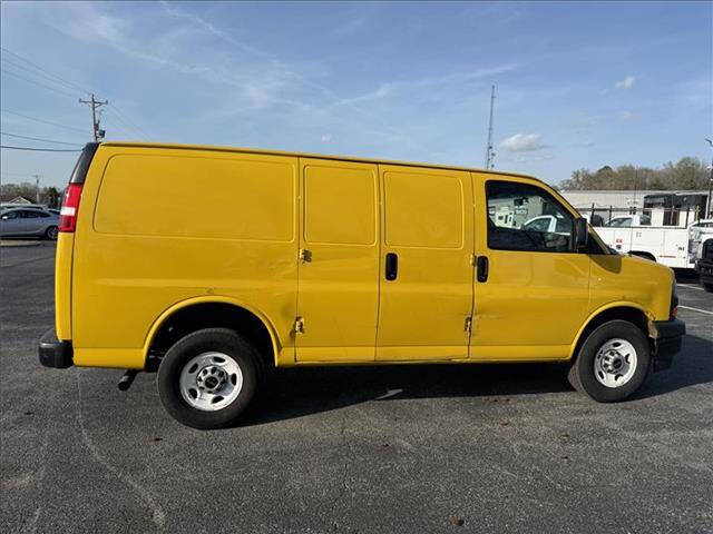 2022 GMC Savana 2500