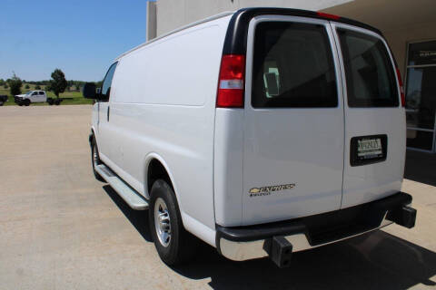 2024 Chevrolet Express 2500