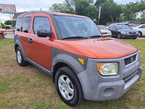 2004 Honda Element for sale at Cash Car Outlet in Mckinney TX