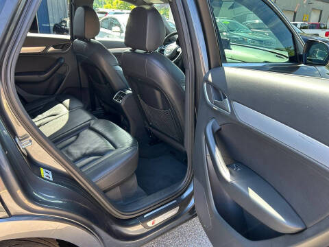 2018 Audi Q3 2.0T quattro Premium Plus