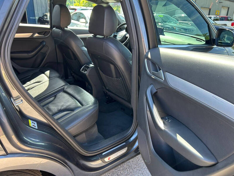 2018 Audi Q3 2.0T quattro Premium Plus