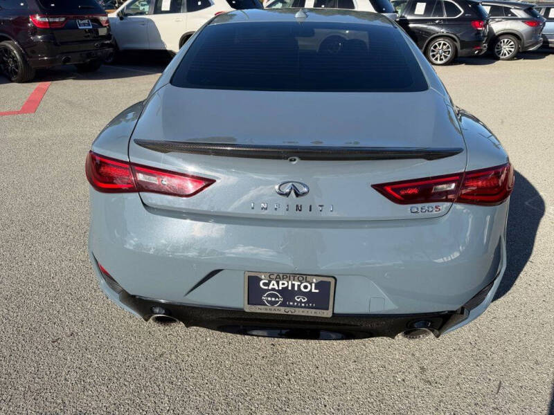 2022 Infiniti Q60 Red Sport 400