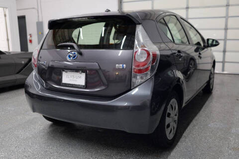 2014 Toyota Prius c Two