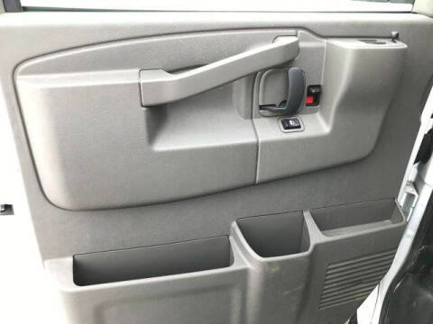 2024 Chevrolet Express 2500