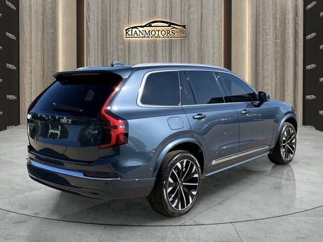 2025 Volvo XC90 T8 Ultra Bright Theme 6P