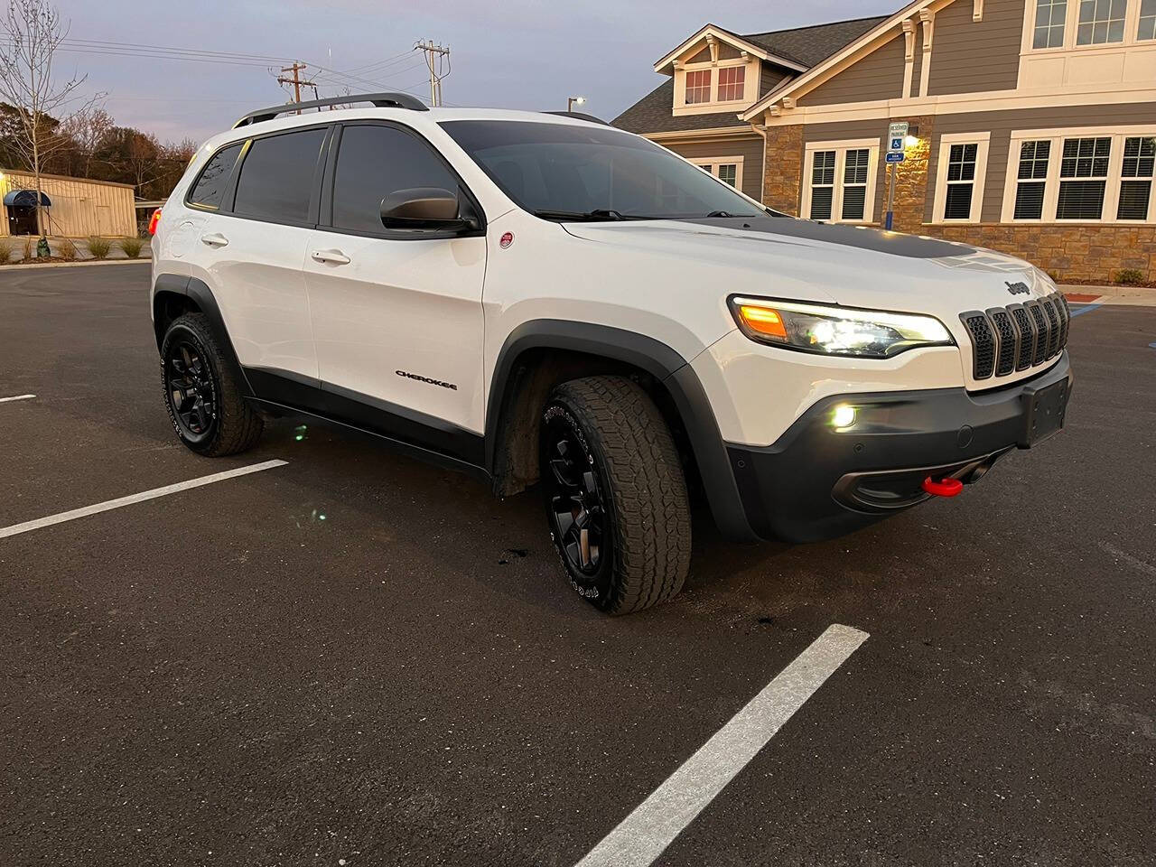 2019 Jeep Cherokee for sale at Drive Collective LLC in Somerville, AL