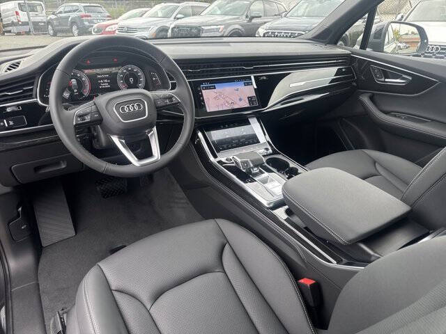 2025 Audi Q7 quattro Premium Plus 55 TFSI