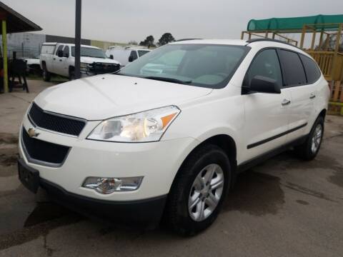 2011 Chevrolet Traverse for sale at RODRIGUEZ MOTORS CO. in Houston TX