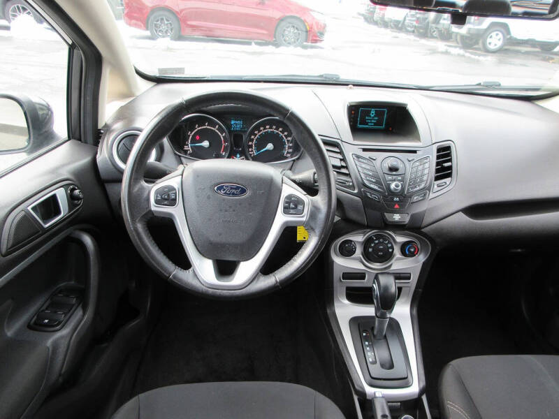 2015 Ford Fiesta SE