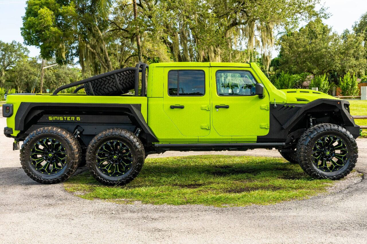 2022 JEEP Gladiator Pickup - $147,995
