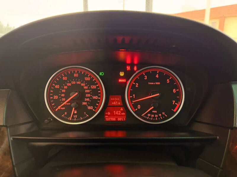 2008 BMW 5 Series 528i