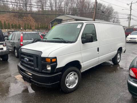2014 Ford E-Series for sale at ERNIE'S AUTO in Waterbury CT