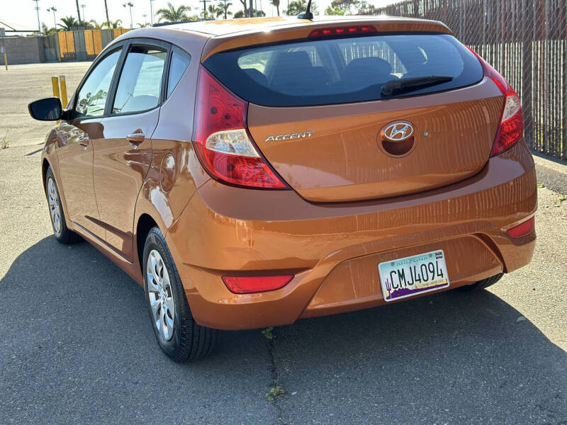 2017 Hyundai Accent SE