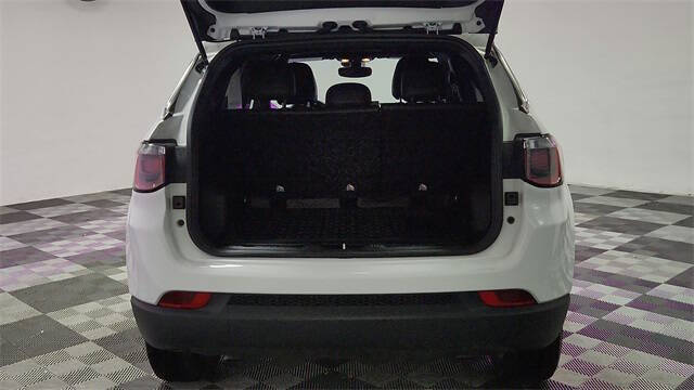 2023 Jeep Compass Latitude Lux