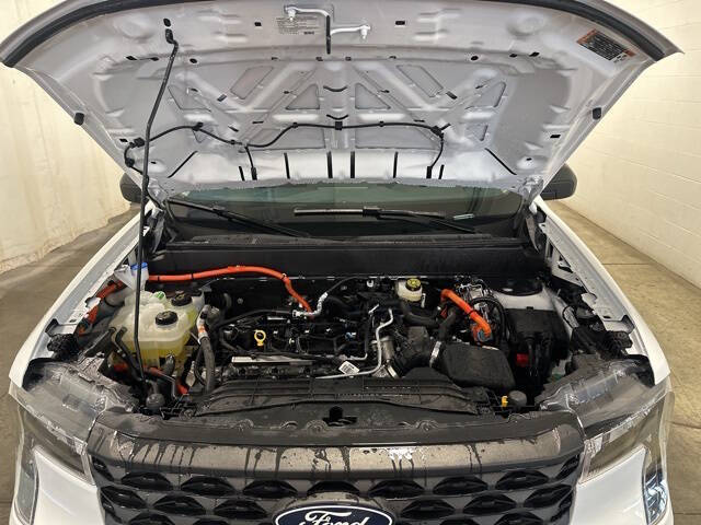 2025 Ford Maverick XL