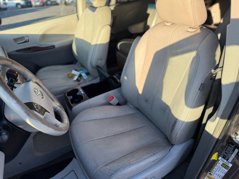 2013 Toyota Sienna