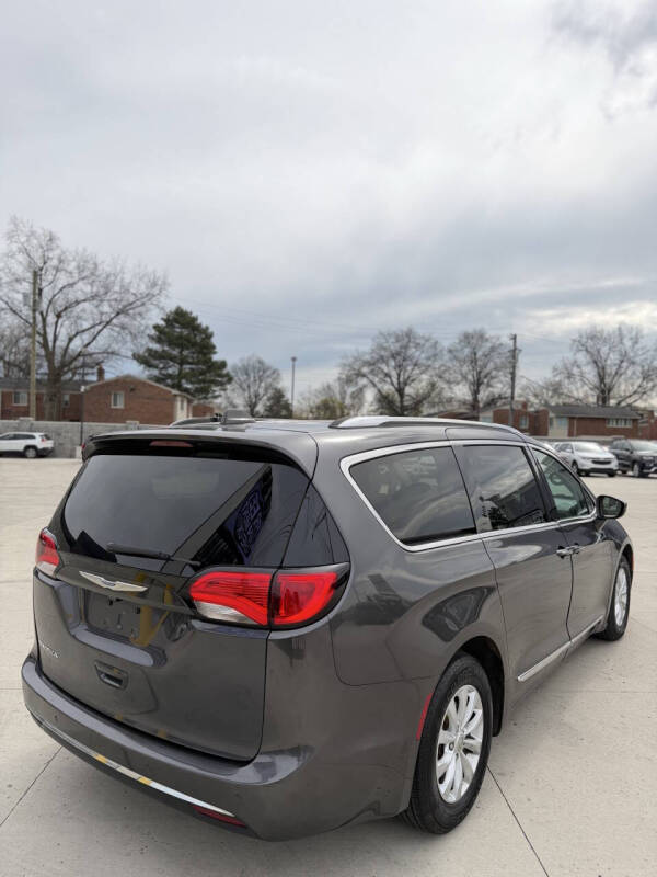 2019 Chrysler Pacifica Touring L