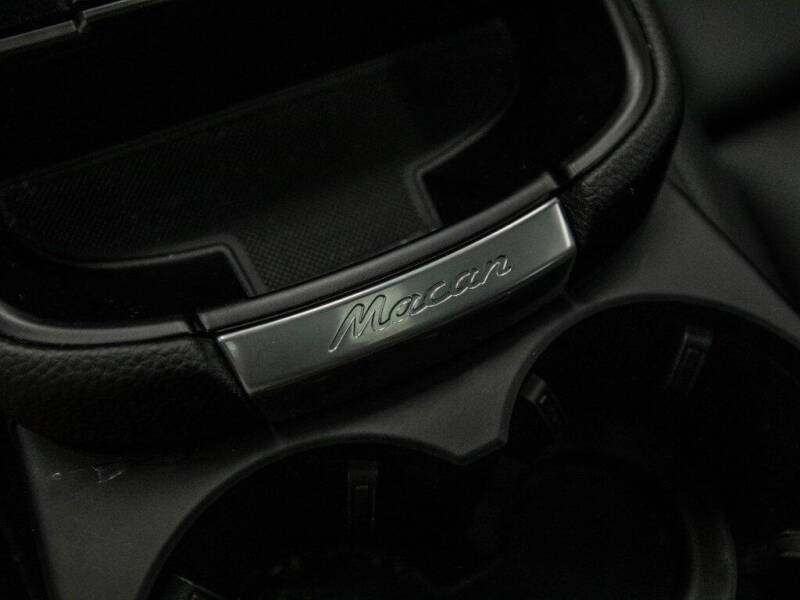 2024 Porsche Macan S