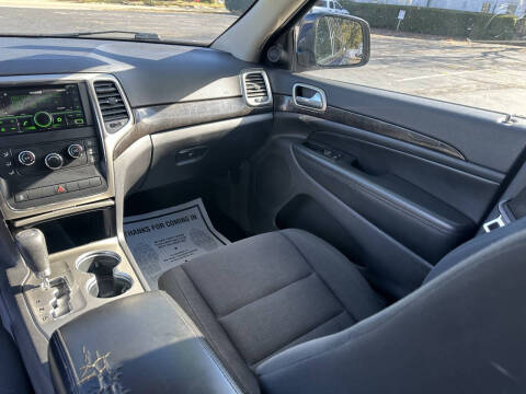 2012 Jeep Grand Cherokee Laredo