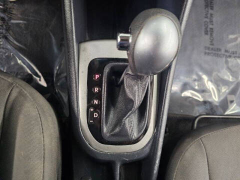 2015 Kia Rio 5-Door LX