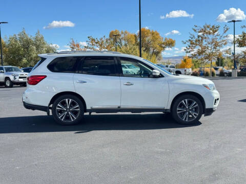2018 Nissan Pathfinder Platinum