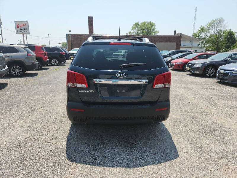 2012 Kia Sorento LX