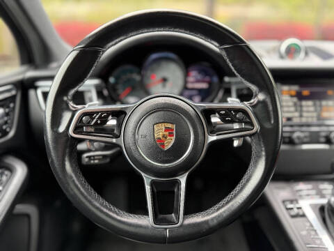 2015 Porsche Macan S