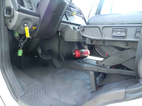 2022 Freightliner M2 106