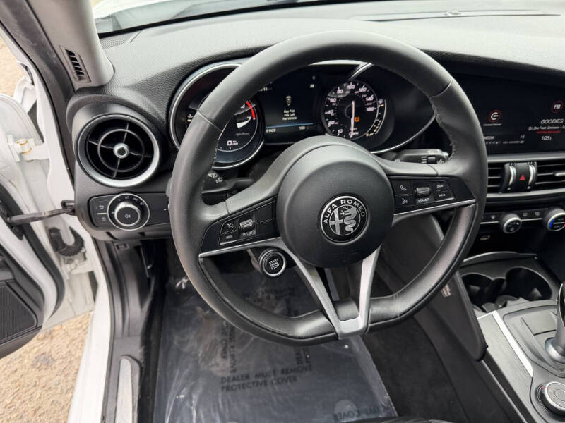 2017 Alfa Romeo Giulia