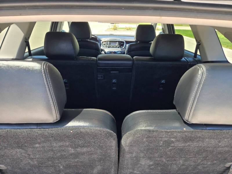 2016 Kia Sorento EX V6