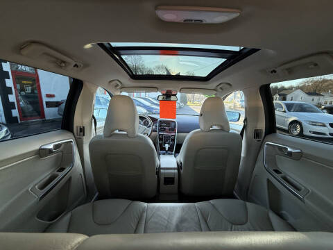 2013 Volvo XC60 T6 Premier Plus