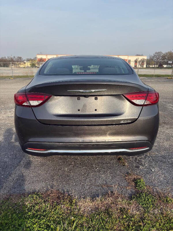 2015 Chrysler 200 Limited