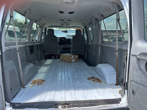 2014 Ford E-Series E-350 SD XLT
