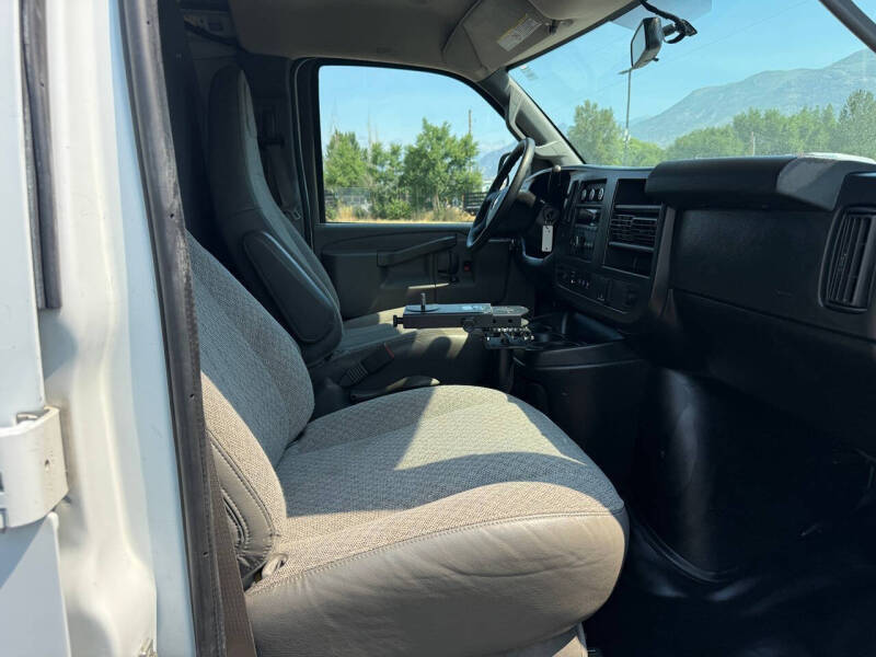 2021 Chevrolet Express 2500