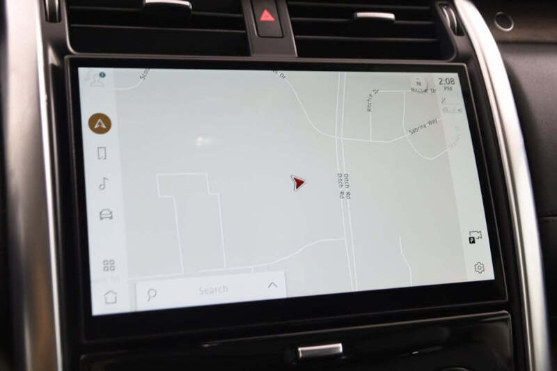 2023 Land Rover Discovery P300 S