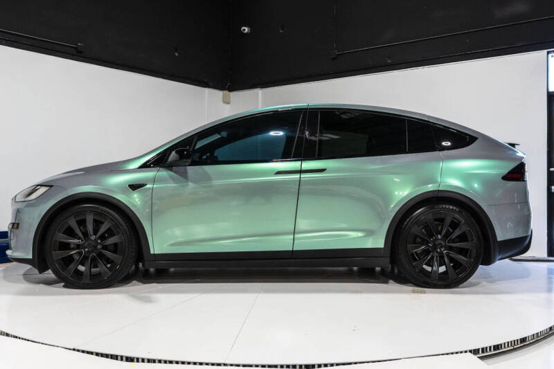 2023 Tesla Model X Standard Range
