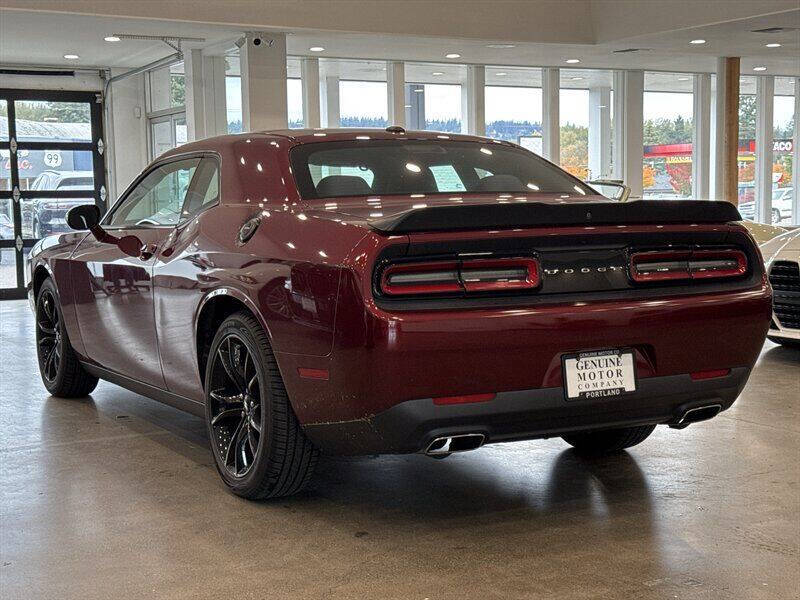 2018 Dodge Challenger SXT
