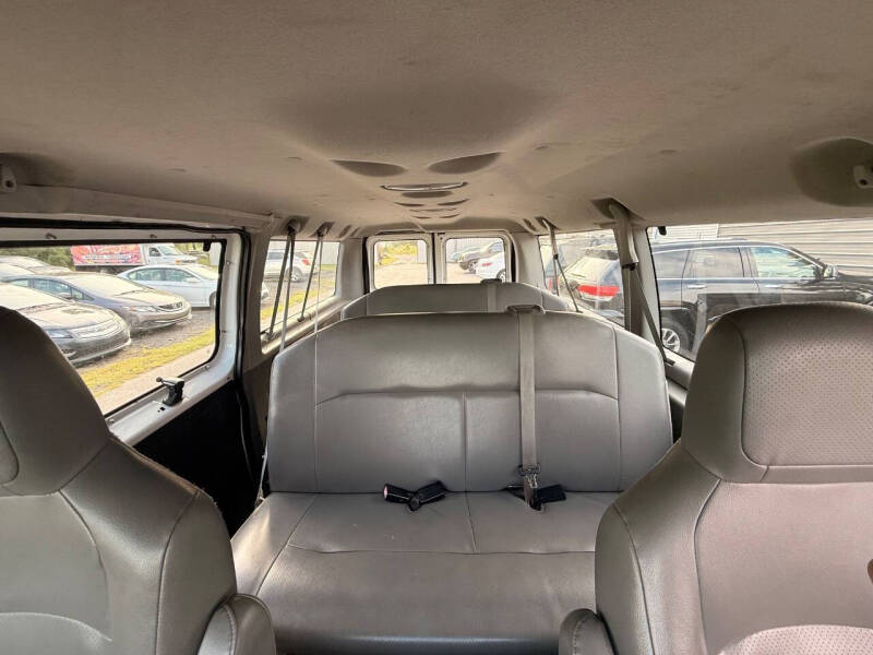 2011 Ford E-Series E-150 XL