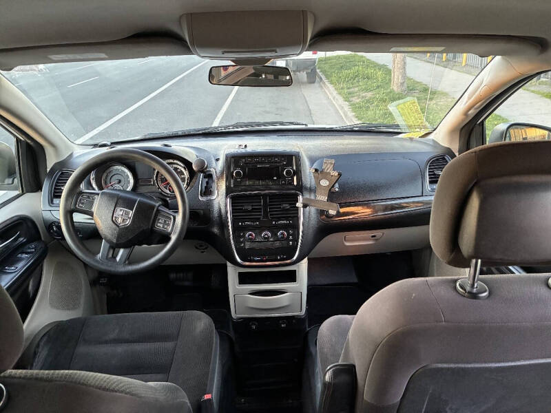 2017 Dodge Grand Caravan SE