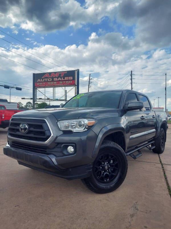 2022 Toyota Tacoma SR5's photo