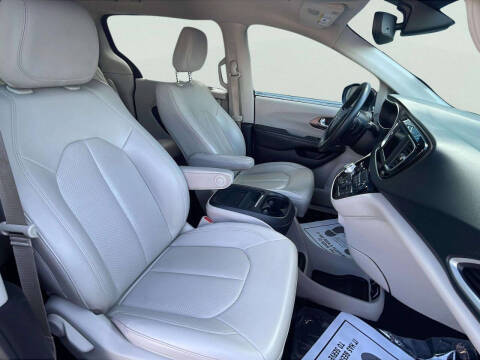 2021 Chrysler Voyager LXi