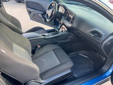 2021 Dodge Challenger SXT