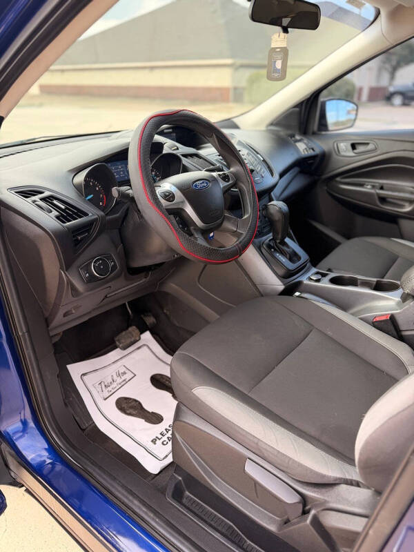 2015 Ford Escape S