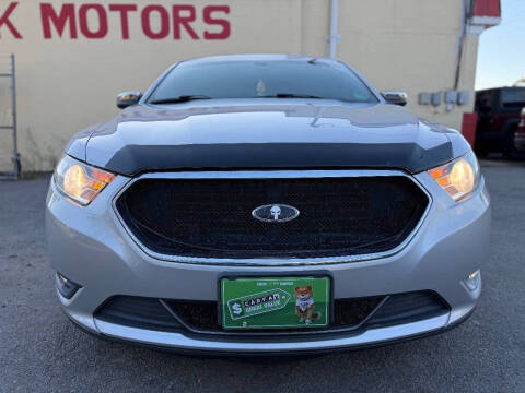 2014 Ford Taurus Limited