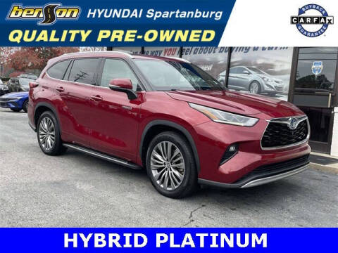 2021 Toyota Highlander Hybrid Platinum