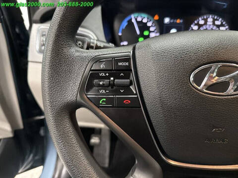 2016 Hyundai Sonata Hybrid SE