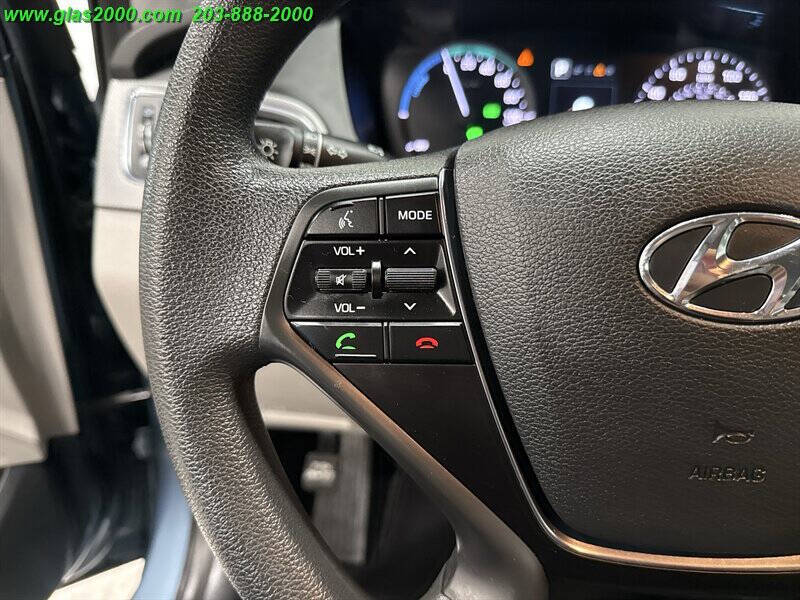 2016 Hyundai Sonata Hybrid SE